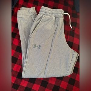 Men’s Medium Under Armour joggers